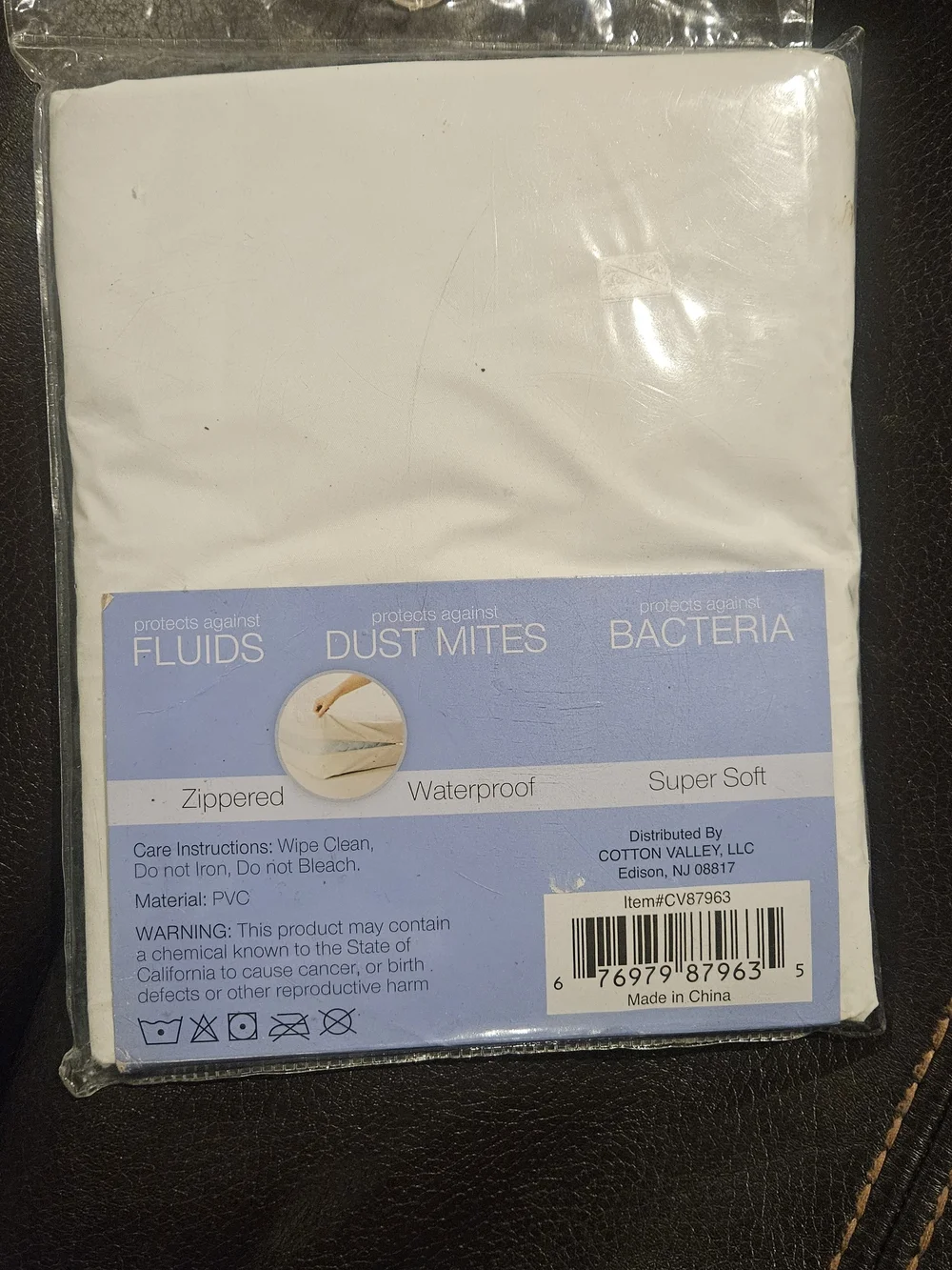 White Zippered Mattress Protector - Waterproof Full